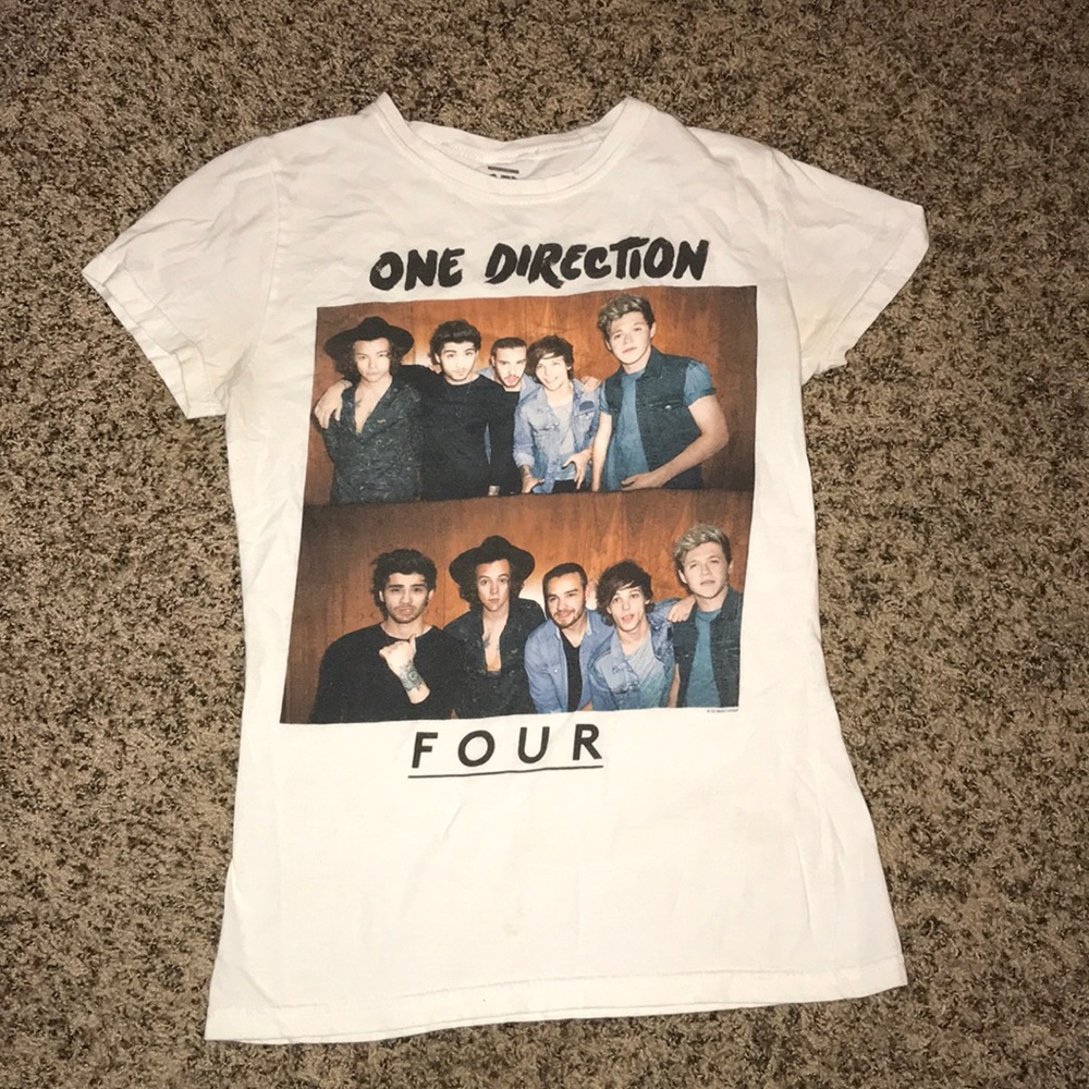 One direction collectors item band tee